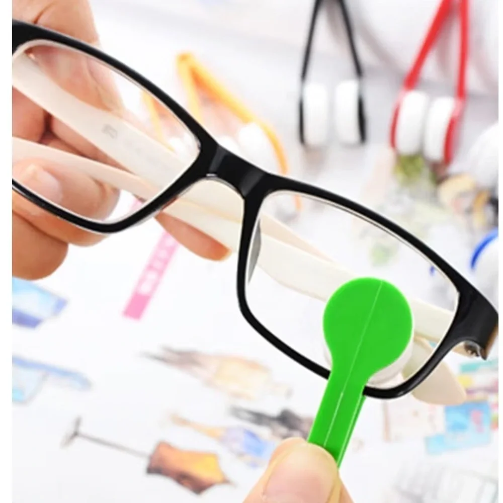 2pc Eyeglass lens Cleaner Brush Portable Soft Sun Glasses Clip‎ Tool Magnetic
